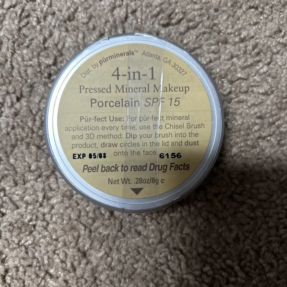 PURMINERALS ~ 4-IN-1 PRESSED MINERAL MAKEUP ~ PORCELAIN ~ .28 OZ Expired 05/08